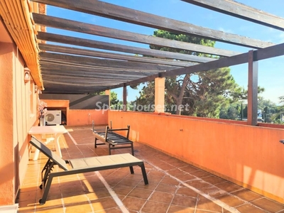 Piso ático en venta en Elviria, Marbella