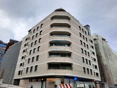 Piso en alquiler en Centro - San Sebastián-Donostia de 2 habitaciones con terraza y garaje