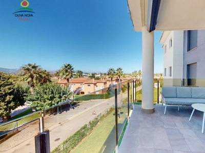 Venta de piso con piscina y terraza en Oliva, Oliva Nova Golf