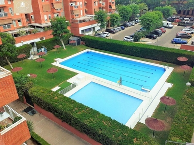 Venta de piso en Palacio de Congresos - Urbadiez - Entrepuentes de 2 habitaciones con terraza y piscina