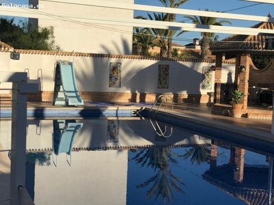 Villa de 6 dormitorios con piscina privada en Cabo Roig