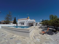 Alquiler vacaciones de casa con piscina y terraza en Vinaròs, Triador-El Garrofer