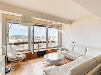 Alquiler de piso en Les Corts de 2 habitaciones con muebles y aire acondicionado