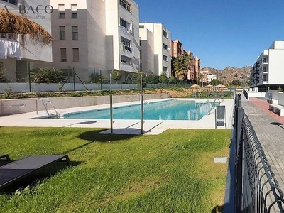 Alquiler de piso en Puerto de la Torre - Atabal de 2 habitaciones con terraza y piscina