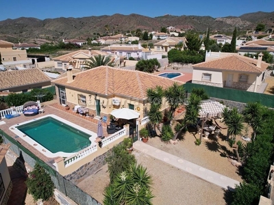 Arboleas villa en venta