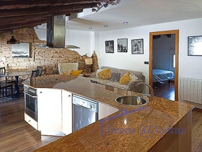 Piso en alquiler en Casco Antiguo de 2 habitaciones con muebles y calefacción
