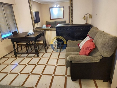 Piso en alquiler en Casco Antiguo de 4 habitaciones con muebles y calefacción