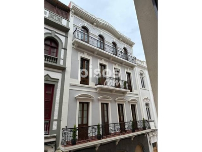 Piso en venta en Calle Domingo J Navarro