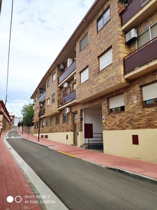 Venta de piso en calle Piscinas de 3 habitaciones con garaje y balcón