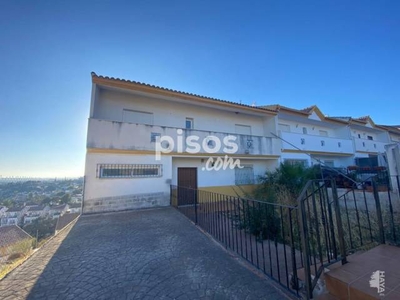 Casa adosada en venta en Córdoba en Periurbano Este-Santa Cruz por 270.000 €