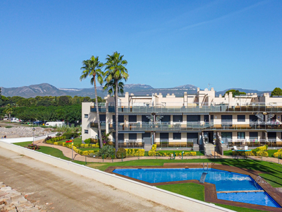 Mar de azules en este precioso apartamento con zona comunitaria! Venta Platja de Mont Roig