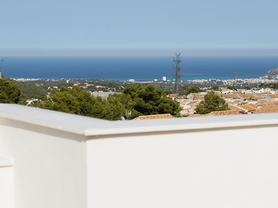 Villa con terreno en venta en la Avinguda d'Andalusia' Polop