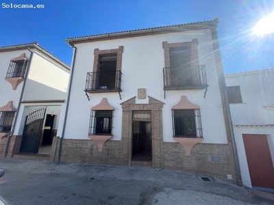 Extraordinaria Nueva Casa en Típico y Tranquilo Pueblo Blanco Andaluz