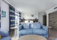 Alquiler piso suite ejecutiva de lujo con 2 dormitorios y vistas en alquiler en diagonal mar, en Barcelona
