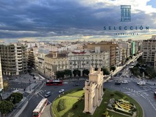 Piso con 5 habitaciones con ascensor, calefacción y aire acondicionado en Valencia