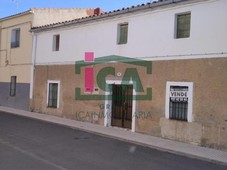 Venta Casa unifamiliar Arroyo de La Luz. Con terraza 240 m²