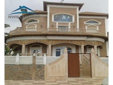 Venta Casa unifamiliar en Calle AVENIDA CIUDAD DE CADIZ Roquetas de Mar. Nueva con terraza 2980 m²
