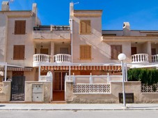 Venta Casa unifamiliar en Calle Víspera Santa Pola. Buen estado con terraza 140 m²