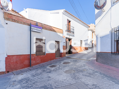 Сasa con terreno en venta en la Calle Vuelta' Periana