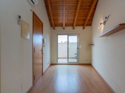 Ático ¡¡¡magnificia oportunidad, ideal inversores dos viviendas con entrada independiente!!! en Castelldefels