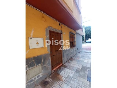Casa adosada en venta en Calle San Cristóbal en Capuchinos-La Goleta-El Molinillo-Segalerva por 137.200 €