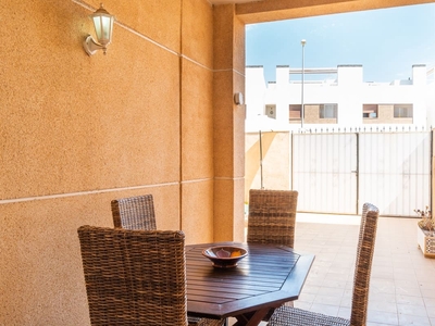 Casa en venta en La Zenia, Orihuela, Alicante