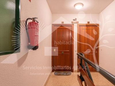 Piso con 3 habitaciones con parking y aire acondicionado en San Agustín de Guadalix