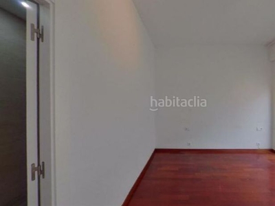 Piso en carrer de ganduxer piso con 3 habitaciones en Barcelona