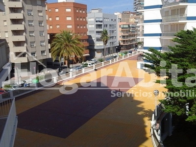 Venta de piso con piscina y terraza en El Perello, El Perelló