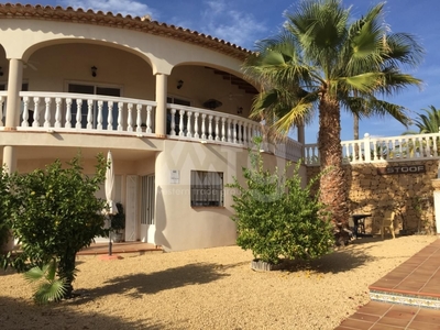 Villa con terreno en venta en la CV-751' La Nucía