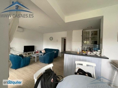 Alquiler de Apartamento 2 dormitorios, 1 baños, 0 garajes, Buen estado, en Roquetas de Mar, Almeria