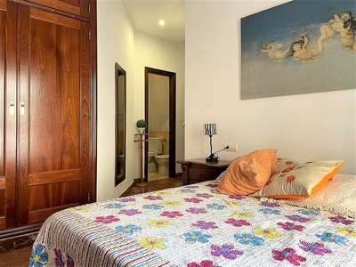 Alquiler de piso en Centro - Huelva de 3 habitaciones con garaje y muebles