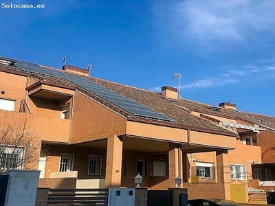 ALQUILER PARA ESTUDIANTES, HABITACIÓN CON TERRAZA EN CHALET PAREADO DE VILLANUEVA DE LA CAÑADA (MADR