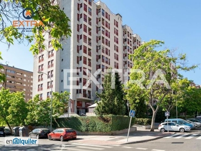 Alquiler piso ascensor y terraza Fuencarral