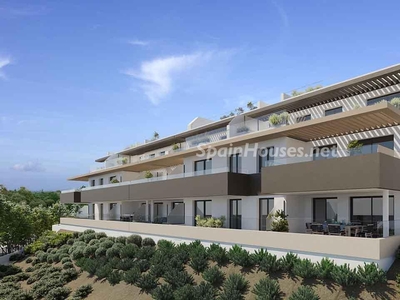 Apartamento en venta en Puerto de Estepona, Estepona