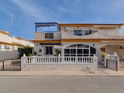 Casa en venta en Playa Flamenca, Orihuela
