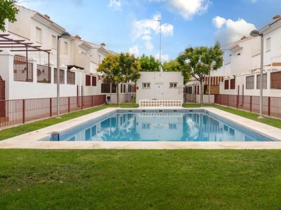 Chalet en venta en Zona Polideportivo, Alhendín