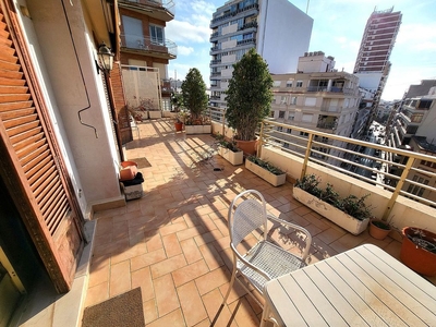 Venta de ático en Centro - Castellón de la Plana de 7 habitaciones con terraza y garaje