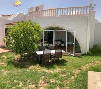 Villa en venta en Orihuela Costa