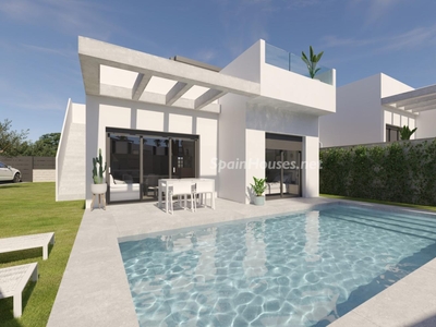 Villa independiente en venta en Algorfa