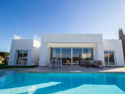 Chalet en venta en Campoamor, Orihuela, Alicante