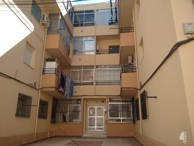 Piso en venta en Calle Menendez Pidal, 3º, 04009, Almería (Almería)