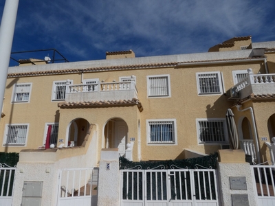 Venta de casa con piscina y terraza en Santa Pola, Avda. mediterraneo