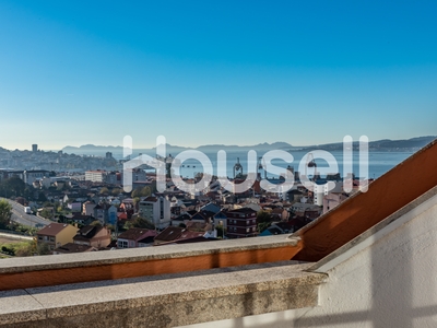 Venta de piso con terraza en Calvario (Vigo)
