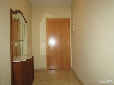 Venta de piso en Lucena