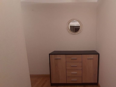 Alquiler de piso en Calaverón - Pajaritos de 1 habitación con muebles y calefacción