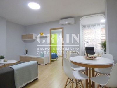 Alquiler de piso en Carretas - Huerta de Marzo - La Pajarita de 3 habitaciones con garaje y aire acondicionado