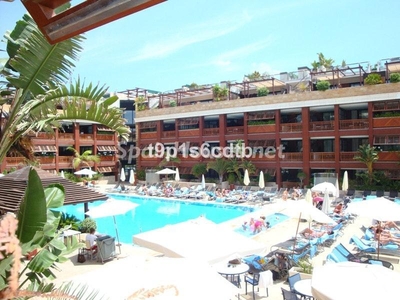 Apartamento en venta en Puerto Banús, Marbella