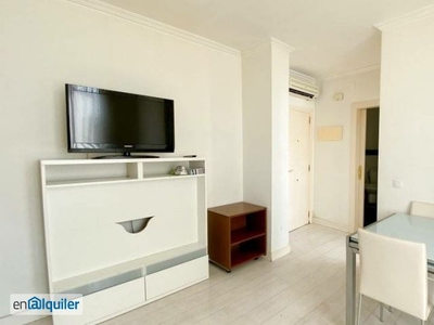 Apartamento minimalista de 1 dormitorio en alquiler en L'Eixample