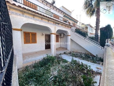 Bungalow adosado en venta en Aguas Nuevas, Torrevieja